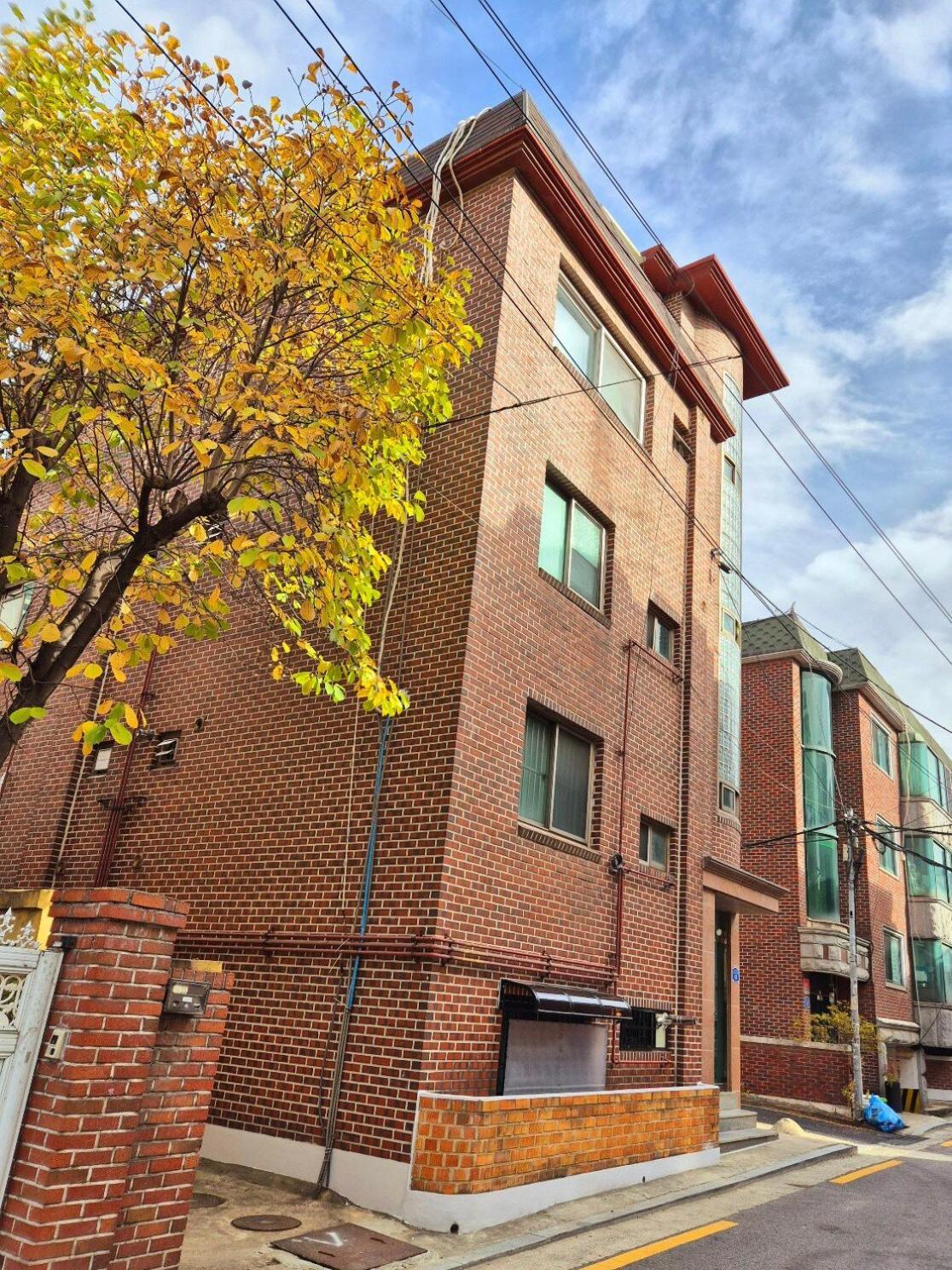 Uhee * Seoul